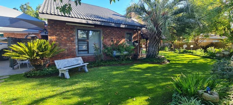 5 Bedroom Property for Sale in Meyerhof Free State